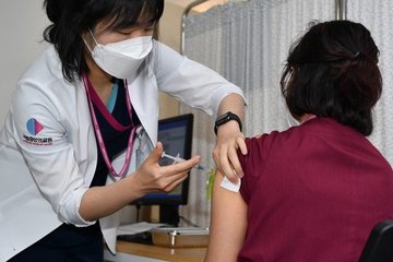Hàn Quốc: Đăng ký thi Đại học vì muốn được ưu tiên tiêm vắc-xin Covid-19