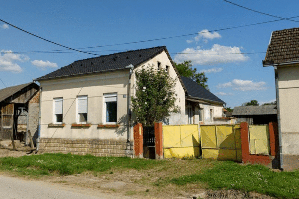 Mua nhà 4.000 đồng, rẻ hơn mớ rau, chuyện thật như đùa ở Croatia