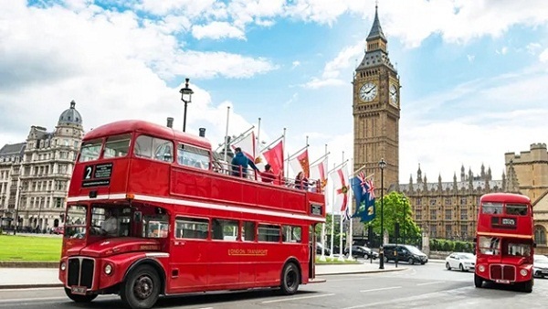 Vì sao các triệu phú Nga đổ xô mua nhà ở London?