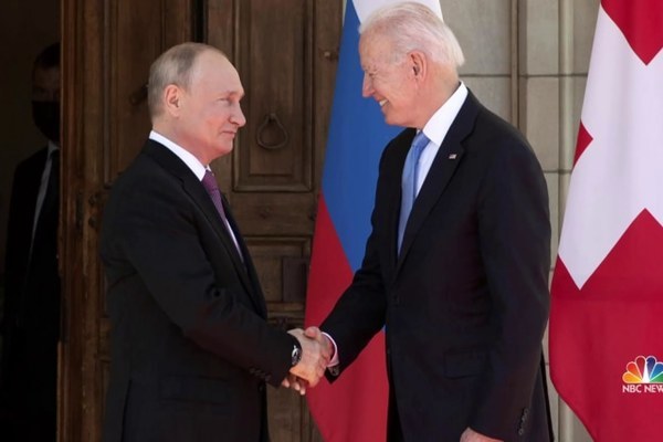 Hàng loạt 'chuyện lạ' xảy ra trong cuộc gặp của TT Biden - Putin