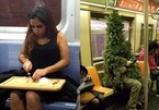 Bộ sưu tập những hình ảnh ‘không tưởng’ trên tàu điện ngầm ở Mỹ