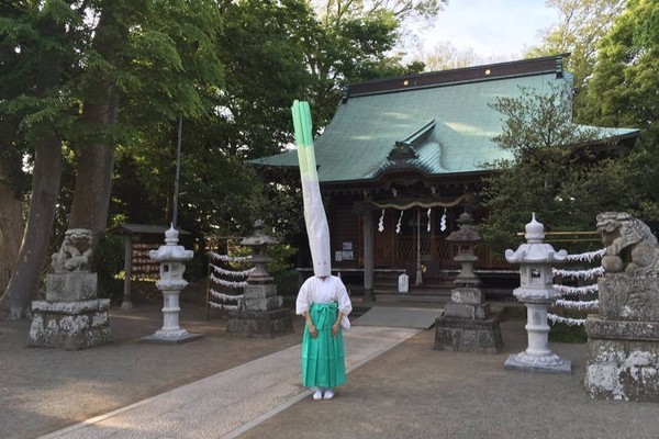 Ngôi đền ở Nhật Bản tổ chức nghi lễ kỳ lạ ai đi qua cũng tò mò vào xem