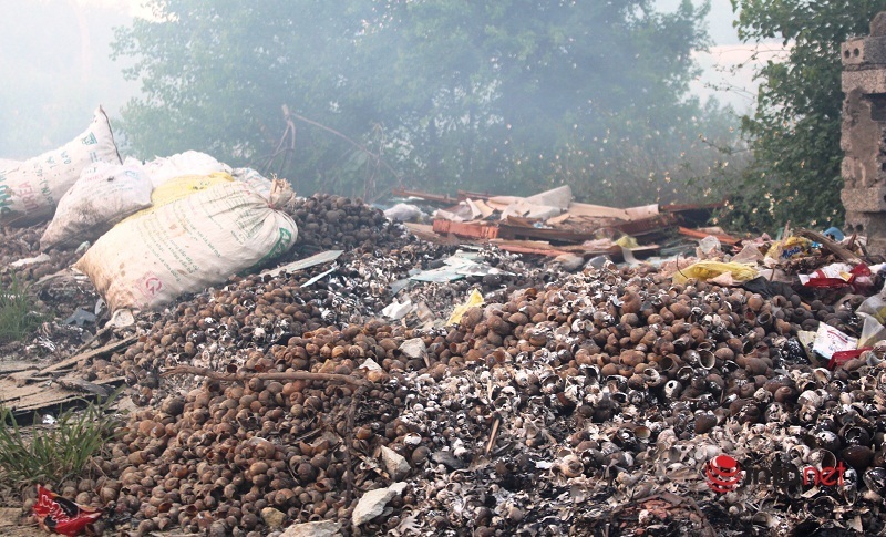 Người dân vùng lúa xứ Nghệ bị ngộp thở vì khói, khí độc từ bãi rác lộ thiên
