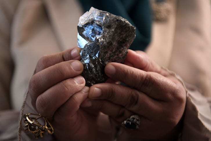 Phát hiện kim cương 1.174 carat một trong những viên lớn nhất thế giới ở Botswana