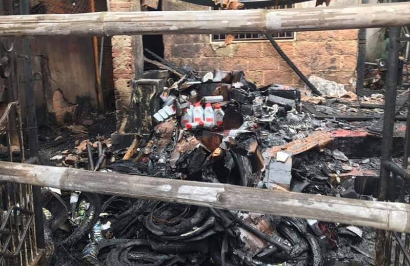 Cháy lớn tại cửa hàng bán phụ tùng xe máy, thiệt hại hàng tỷ đồng