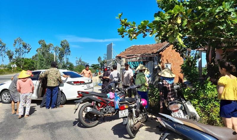 Thu thập camera hành trình tìm kẻ sát hại hiệu trưởng ở Quảng Nam