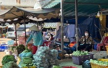 TP.HCM xem xét mở lại chợ truyền thống