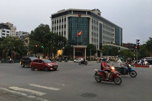 Hà Nội: Từ 0h ngày 19/7 người dân không ra khỏi nhà khi không cần thiết, dừng mọi việc kinh doanh không thiết yếu