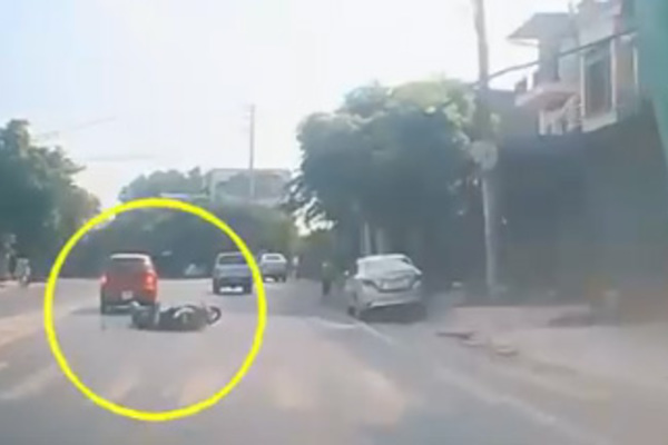 Công an Thái Nguyên vào cuộc vụ ô tô va xe máy ngã xòe sau cuộc rượt đuổi gay cấn giữa phố