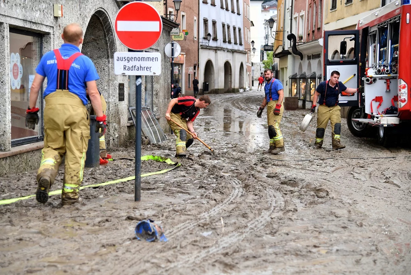 Hậu quả khủng khiếp của lũ lụt ở châu Âu
