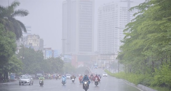 Bắc Bộ và Thanh Hóa mưa rào, Trung Bộ nắng nóng