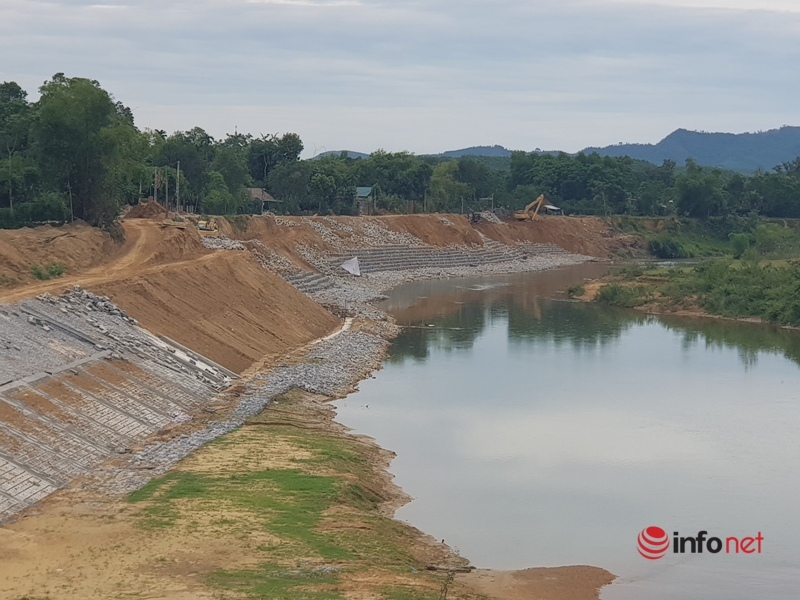 Hà Tĩnh: Sạt lở bờ sông Ngàn Sâu cần được khẩn trương khắc phục