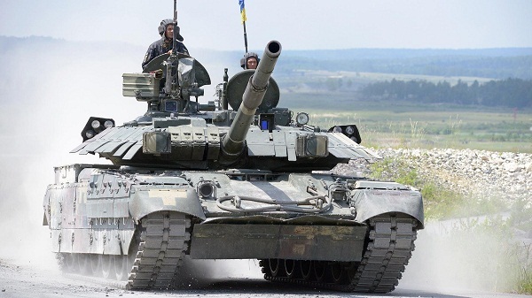Xe tăng Ukraine ‘bắn nhầm’ vào ngôi làng trong cuộc tập trận