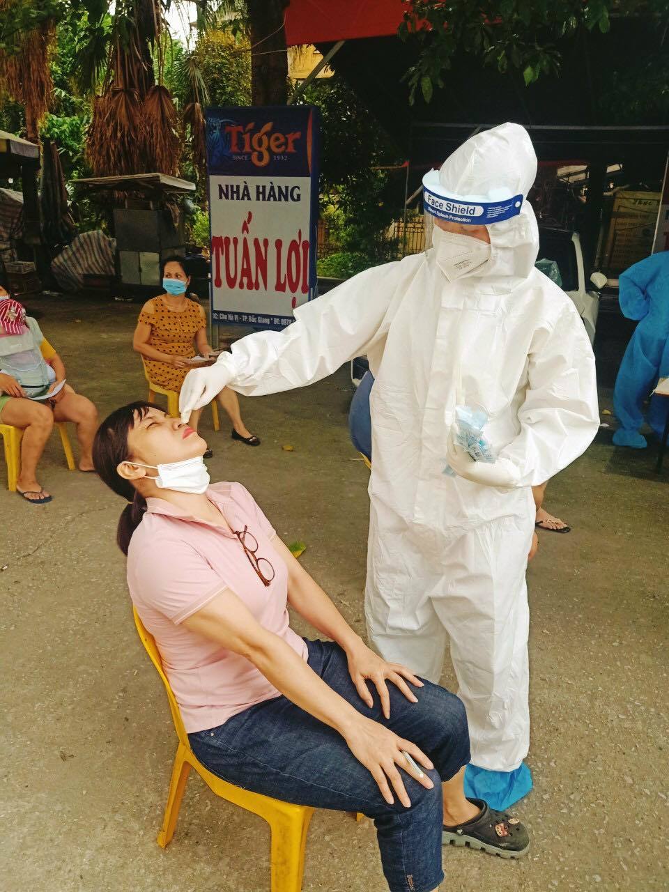 'Các ca dương tính qua sàng lọc ho, sốt ở cộng đồng Hà Nội mới là phần nổi của tảng băng chìm'