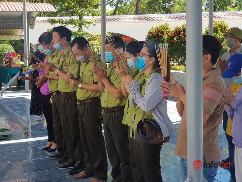 Khu tưởng niệm TNXP Ngã ba Đồng Lộc vắng vẻ ngày 27/7 nhưng vẫn ấm áp tình quân dân