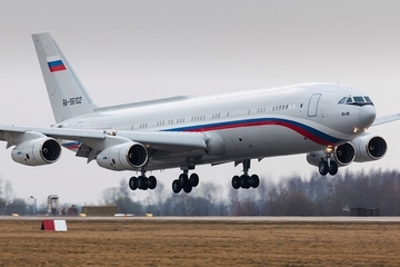 Nối gót Mỹ, Nga tuyên bố chế tạo máy bay 'ngày tận thế' mới
