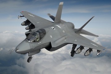 Tai nạn khó đỡ khi ‘tia chớp’ F-35B của Mỹ bị tia chớp thật ‘hạ gục’