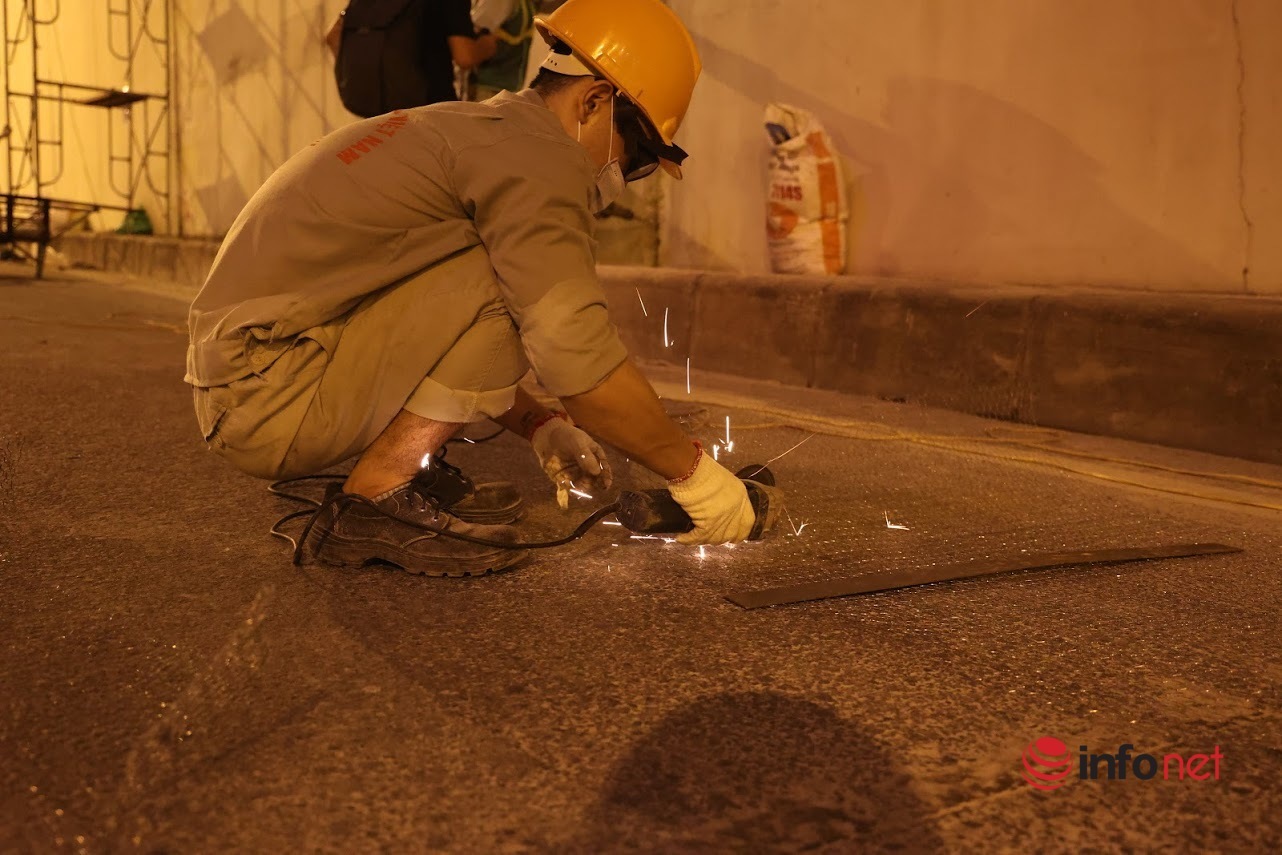 Công nhân làm xuyên đêm sửa hầm Kim Liên, cấm phương tiện xuống hầm chiều Đại Cồ Việt - Xã Đàn