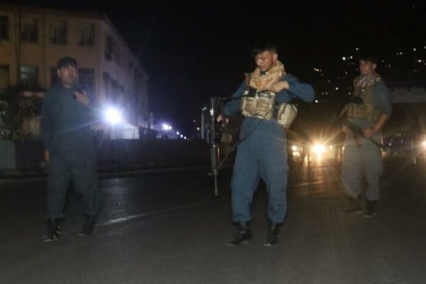 Nơi sinh sống của Bộ trưởng Quốc phòng Afghanistan rung chuyển vì đánh bom tự sát