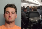 Nam hành khách bị trói chặt vào ghế máy bay vì sàm sỡ 2 nữ tiếp viên
