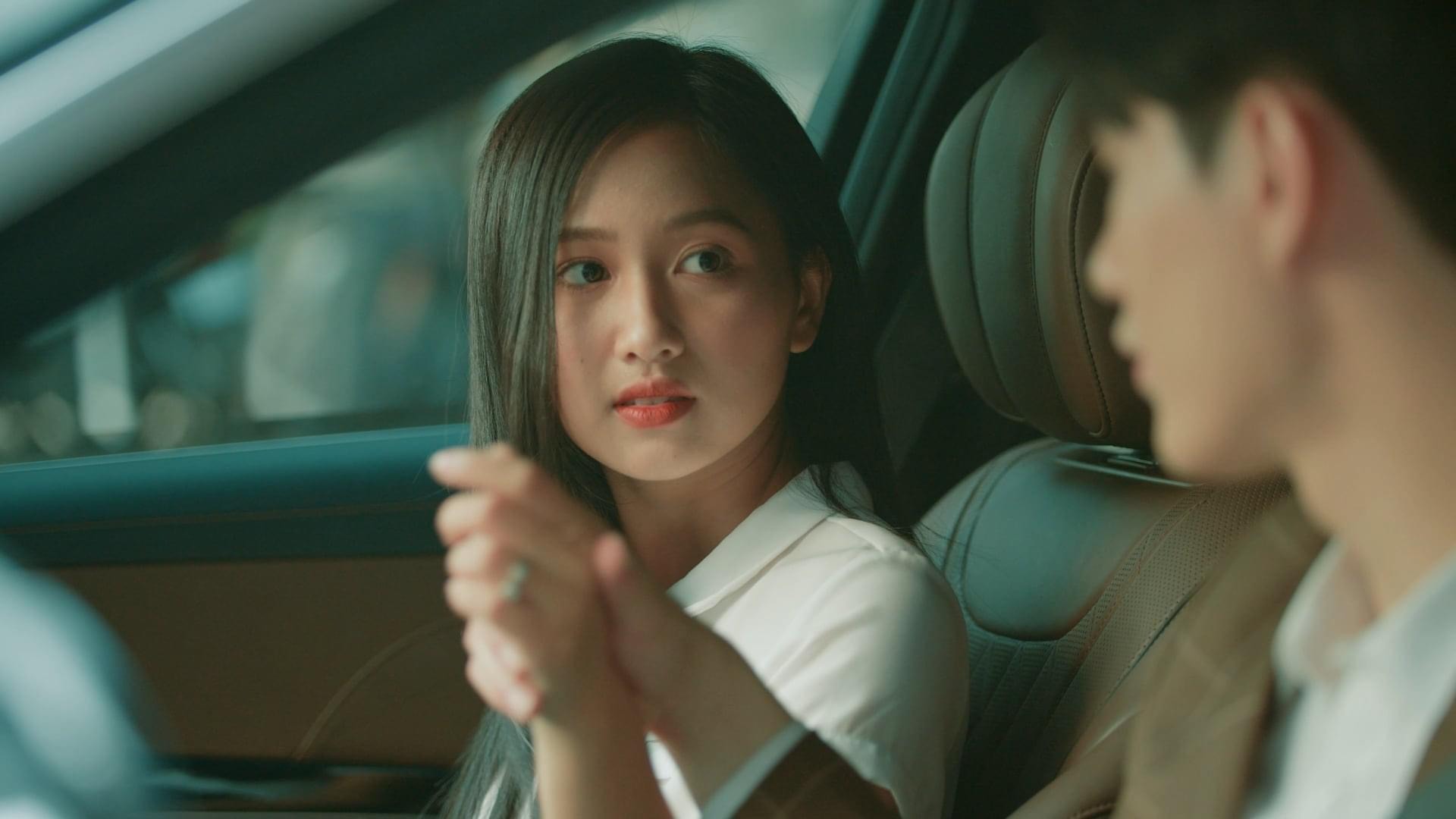Bật mí về cô gái ngọt ngào trong MV Sai cách yêu đang 'làm mưa làm gió' trên Youtube