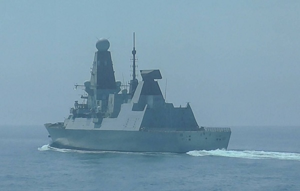 Bộ Quốc phòng Nga hé lộ chi tiết vụ đánh chặn tàu khu trục Anh ở Biển Đen