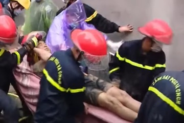 Người sống sót trong vụ sạt lở đất ở Quảng Ninh xin ra viện về lo hậu sự cho vợ