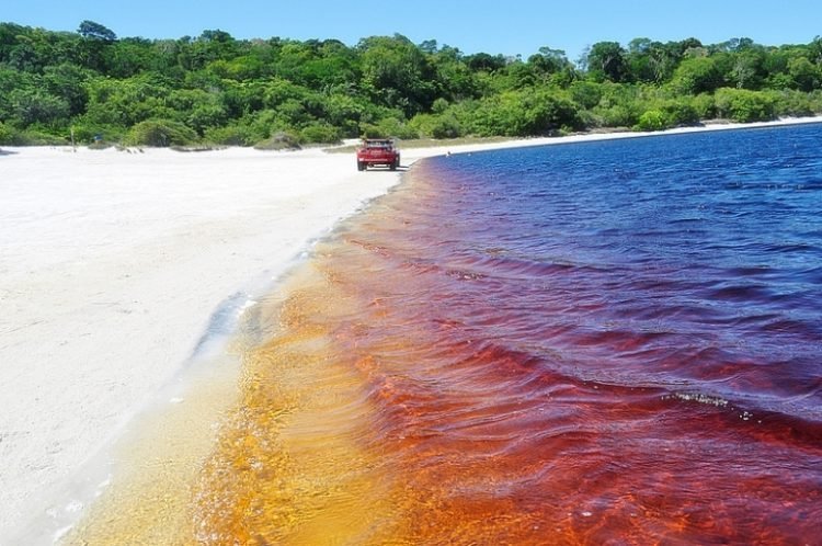 Hồ nước coca cola độc nhất vô nhị ở Brazil
