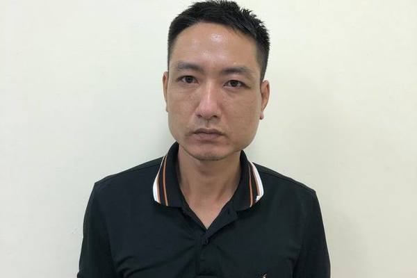 Tạm giữ thanh niên vừa ra tù, nghiện đi giật điện thoại trên phố Hà Nội