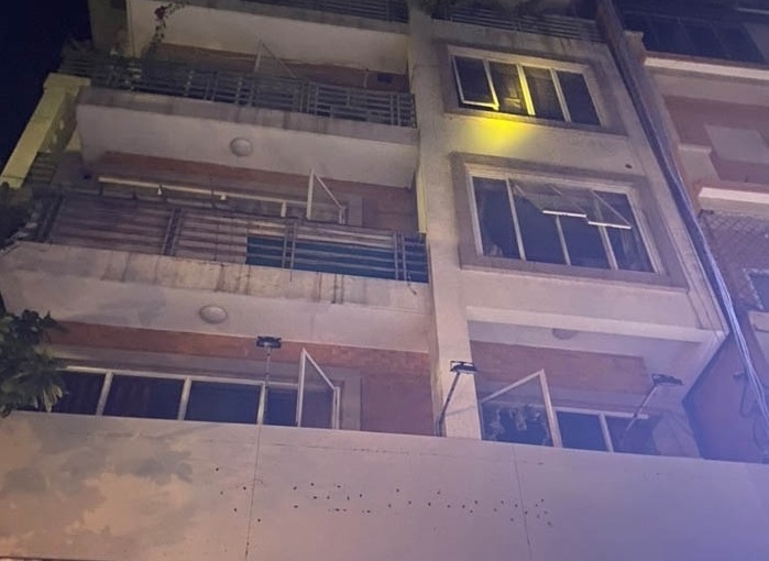 4 người may mắn thoát khỏi vụ cháy ở ngôi nhà 7 tầng trong đêm
