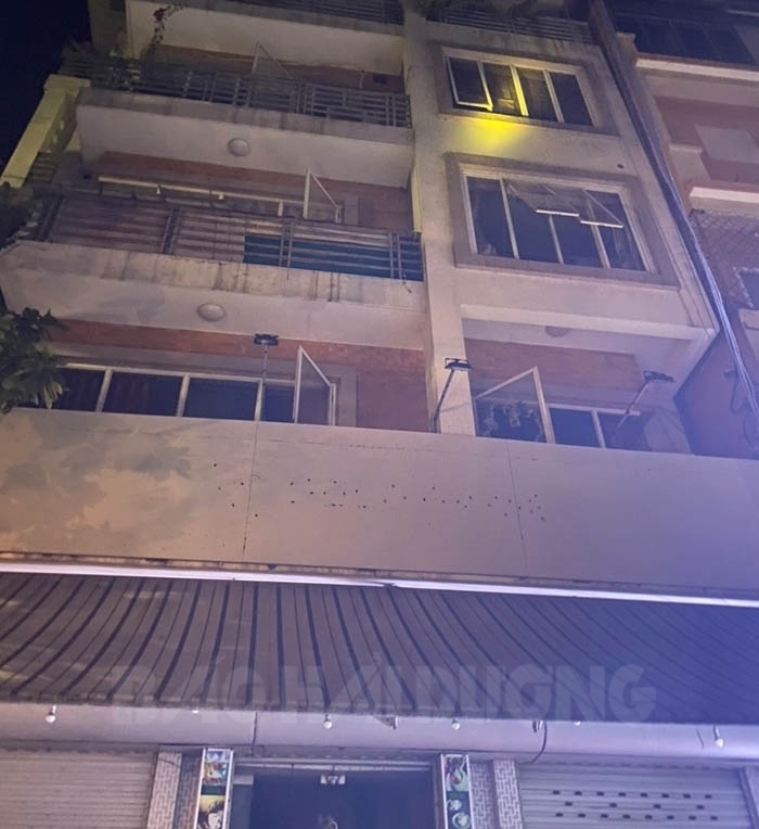 4 người may mắn thoát khỏi vụ cháy ở ngôi nhà 7 tầng trong đêm
