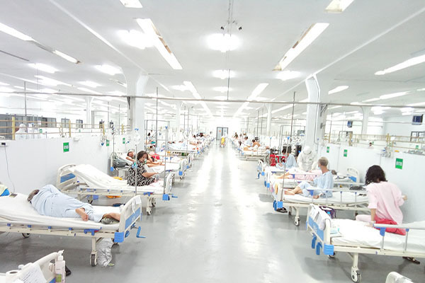 Trung tâm HSTC người bệnh Covid-19: 32 bệnh nhân nặng, nguy kịch đã được xuất viện