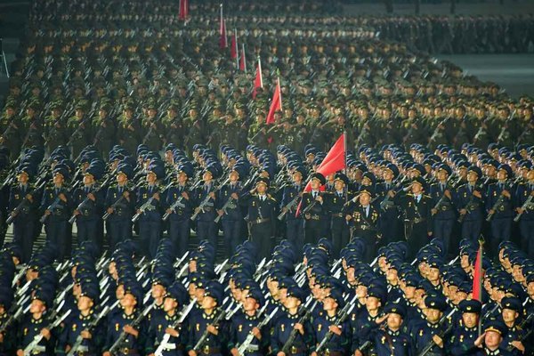 Điểm khác thường trong cuộc duyệt binh mới nhất của Triều Tiên