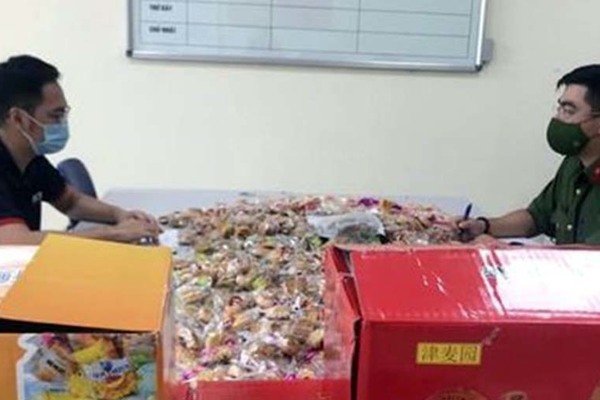 Hà Nội: Thu giữ 5.000 chiếc bánh Trung thu không rõ nguồn gốc