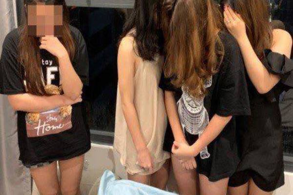 Công an liên tục phát hiện nhóm nam nữ sử dụng ma túy khu căn hộ cao cấp ở Hà Nội