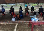 12 ngư dân đạp xe từ Nam Định kẹt tại Đắk Nông được bố trí ăn ở cùng chốt kiểm dịch