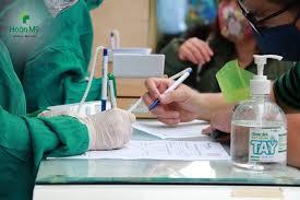 Hà Tĩnh: 2 thanh niên bị phạt 10 triệu đồng vì về từ vùng có dịch không khai báo, tiếp xúc nhiều người