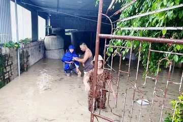 Nghệ An: Mưa lớn khiến rú Nguộc sạt lở, nhiều cầu tràn, nhà dân bị ngập nước