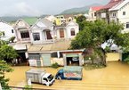 Nghệ An: Mưa lớn dài ngày quốc lộ ngập gần nửa mét, nhà cửa, tài sản thiệt hại nặng
