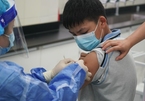Nhiều quốc gia tăng tốc tiêm vắc xin Covid-19 cho trẻ em