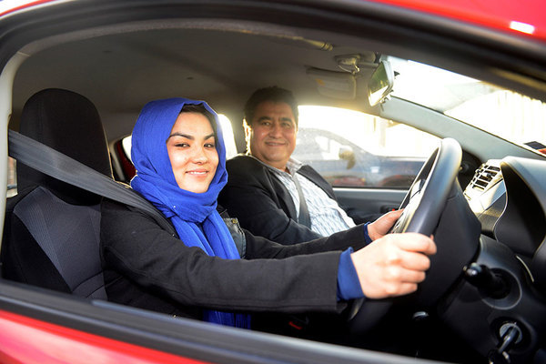 Trường dạy lái xe duy nhất cho phụ nữ Afghanistan nguy cơ đóng cửa dưới thời Taliban