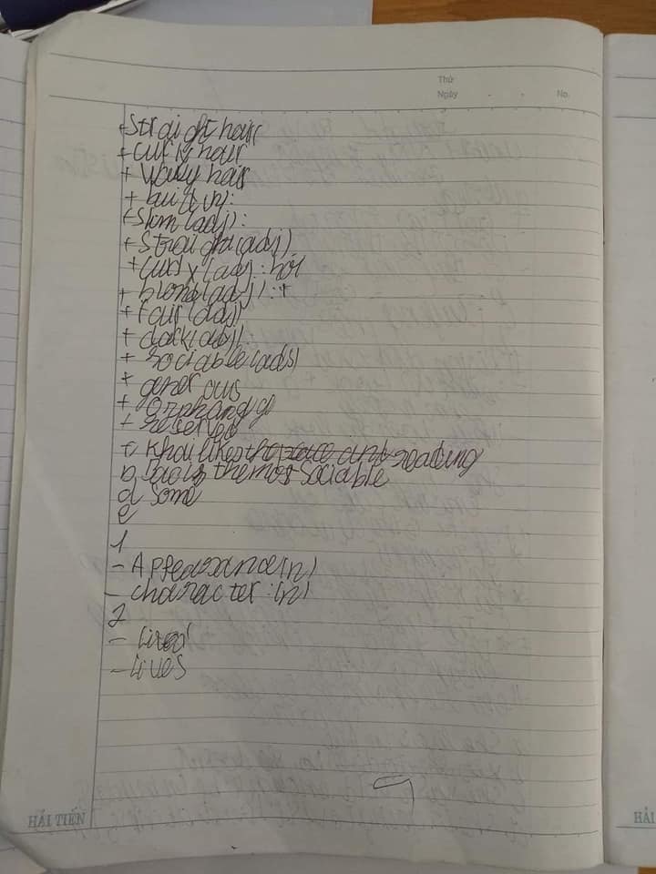 Nam sinh lớp 8 viết chữ 'xấu như gà bới' khiến ai nấy 'chào thua' không đọc nổi!