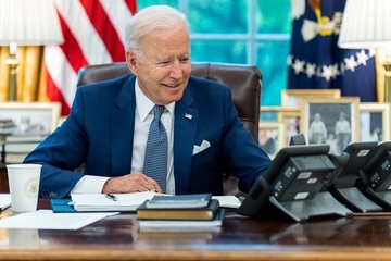 TT Mỹ Biden vẫn xếp sau 2 nhà lãnh đạo nhận mức lương cao nhất thế giới