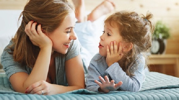 5 câu nói của bố mẹ dễ khiến con nản lòng
