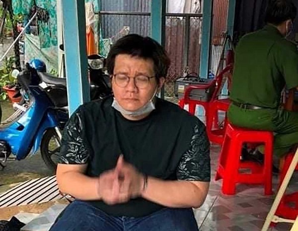 Di lý Nhâm Hoàng Khang về trụ sở Bộ Công an phía Nam để tiếp tục điều tra