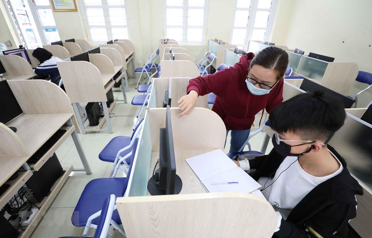 Các đại học ở Hà Nội, TP.HCM rục rịch đón sinh viên trở lại trường