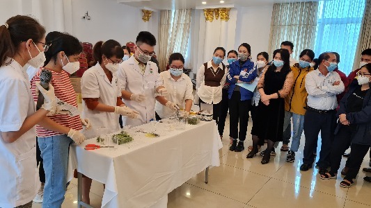 Bắc Ninh: Nâng cao kỹ năng lấy mẫu, sử dụng bộ KIT kiểm tra nhanh an toàn thực phẩm
