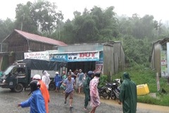 Quảng Nam: Sạt lở ở huyện miền núi Nam Trà My, nhiều hộ dân phải sơ tán gấp