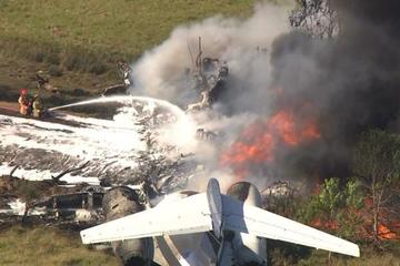 Những chiếc máy bay gặp nạn cháy rụi, hàng trăm hành khách thoát chết khó tin