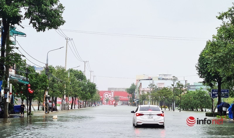 quảng nam,tam kỳ,giao thông,chia cắt,mắc kẹt,nước lũ,ngập úng,ngập lụt,mưa lớn
